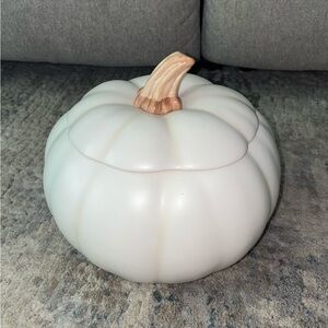 White Pumpkin Ceramic Decor With Removable Lid